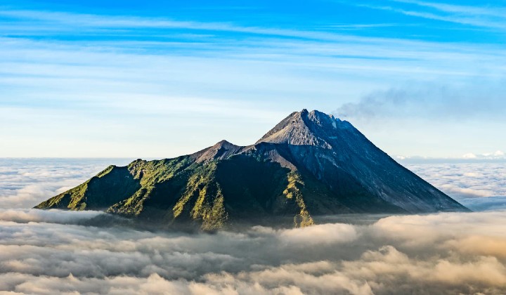 Indonesia's Mt. Merapi Erupted Twice Over The Weekend | TRP